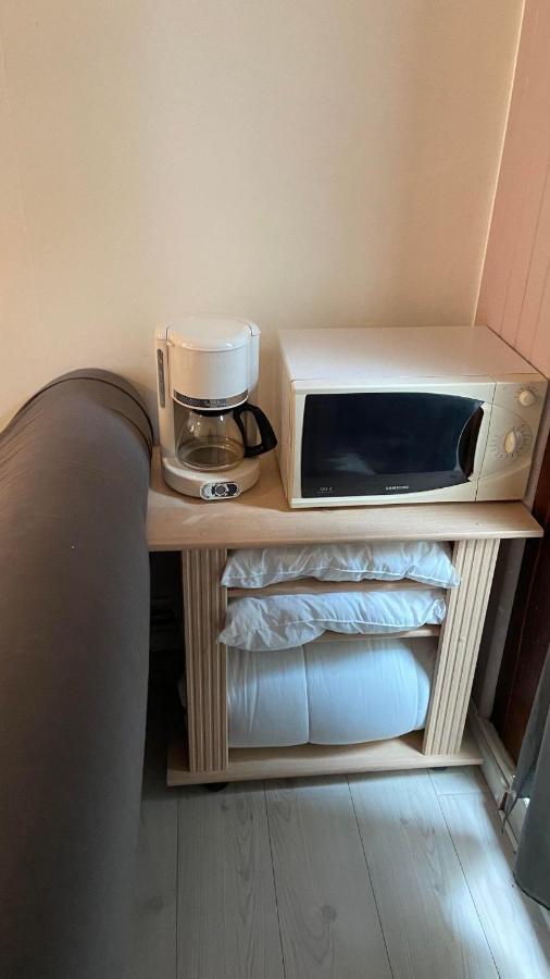 Appartement Dans Une Impasse Calme Proche De La Gare Amiens Exterior foto