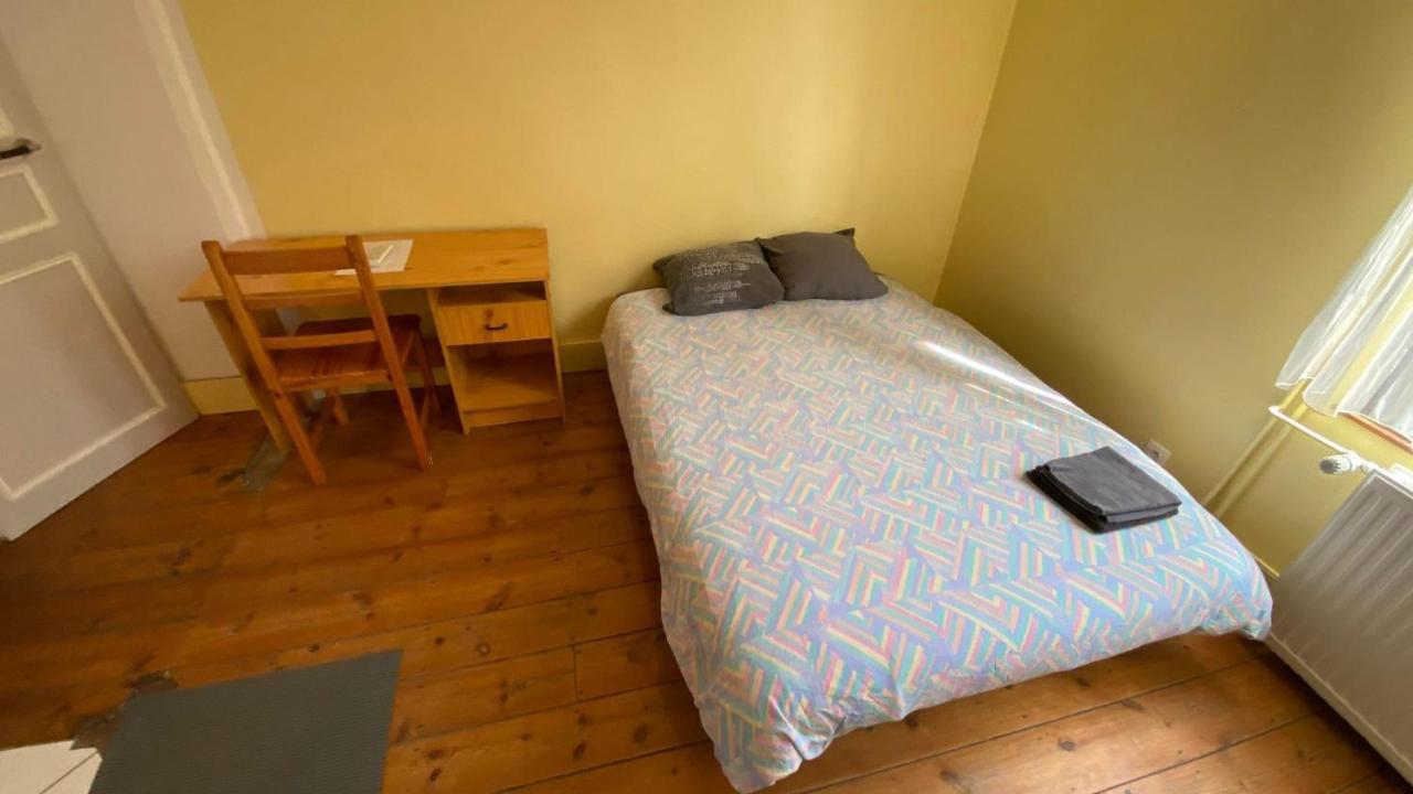 Appartement Dans Une Impasse Calme Proche De La Gare Amiens Exterior foto